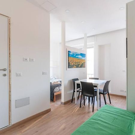 Cimiano Suite 22, New Apartment Мілан Екстер'єр фото
